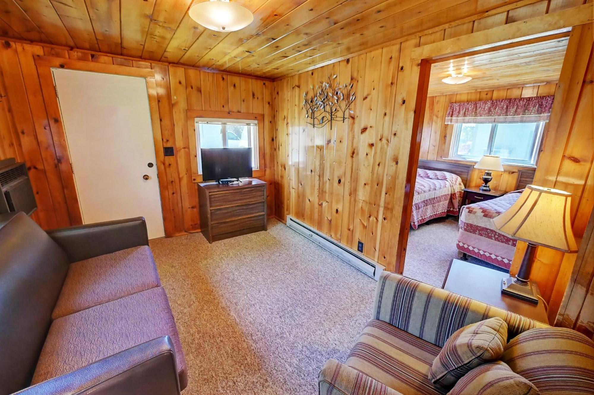 Chalet Idle A While